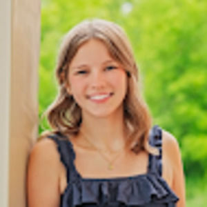 Meet your Posher, Cecilia